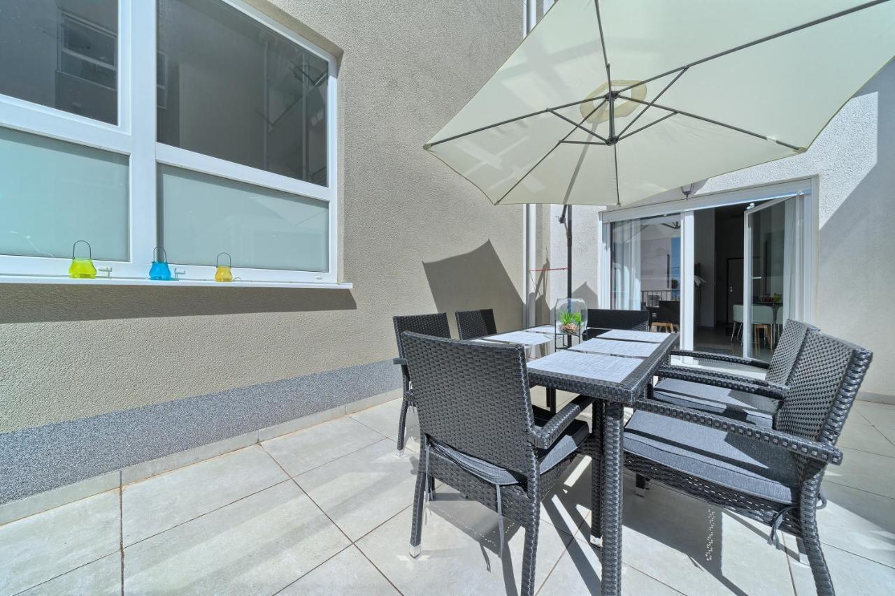Terrace Apartment Danny Kastela Bagian luar foto
