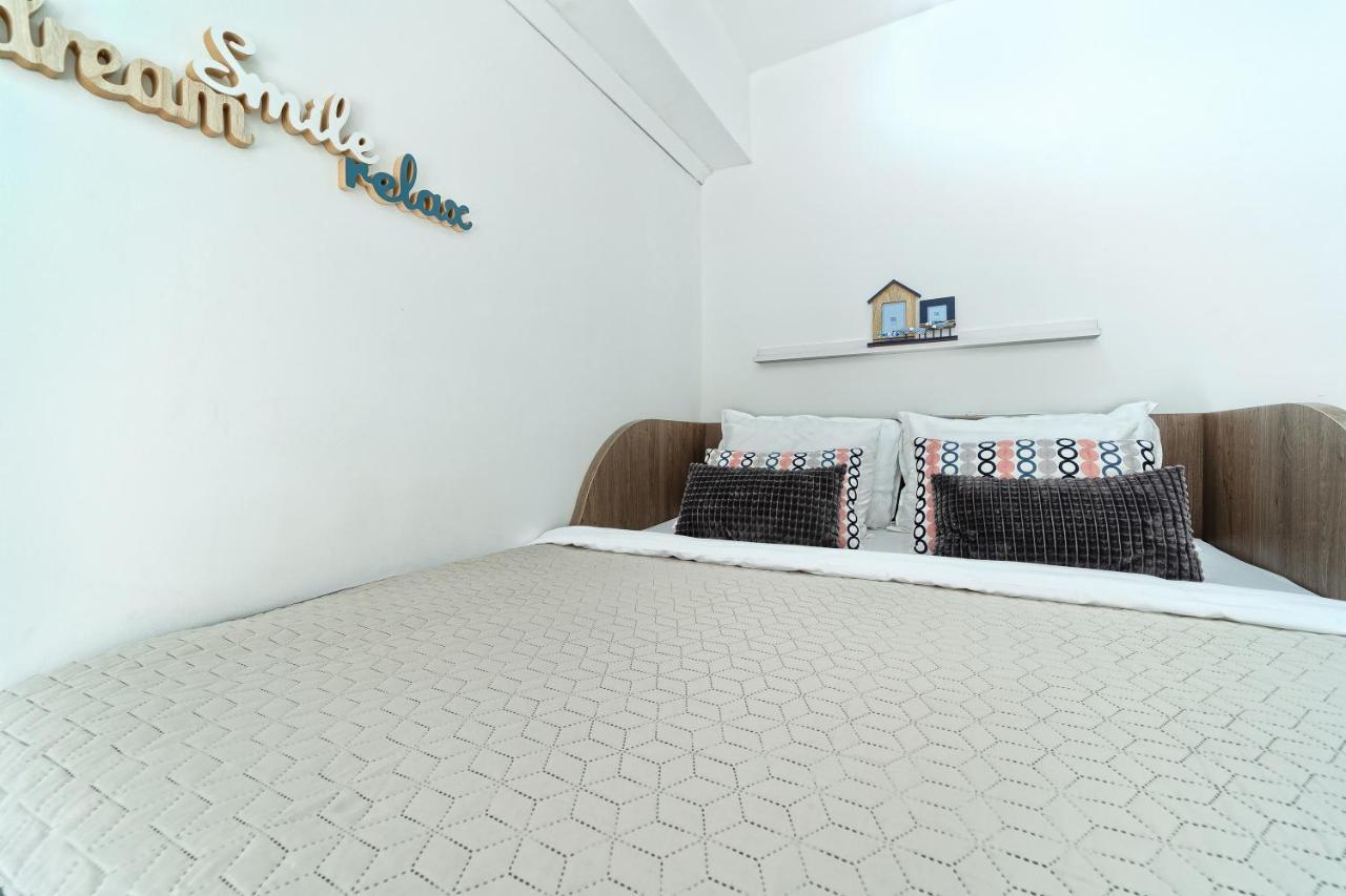 Terrace Apartment Danny Kastela Bagian luar foto