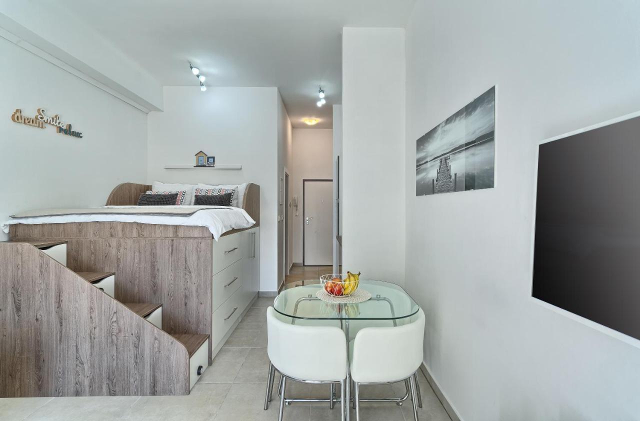 Terrace Apartment Danny Kastela Bagian luar foto